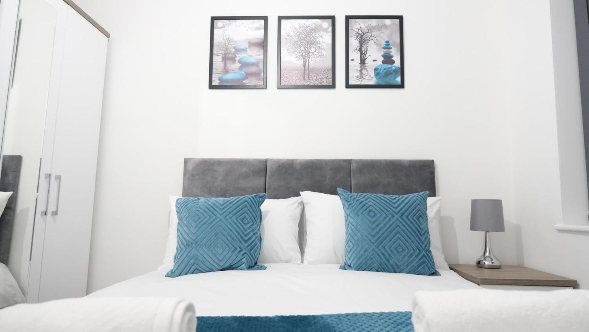 Modernized Three Bedroom House Near City Stadium, Attractions, City Centre - Sky N Netflix - Convenient Transport 曼彻斯特 外观 照片