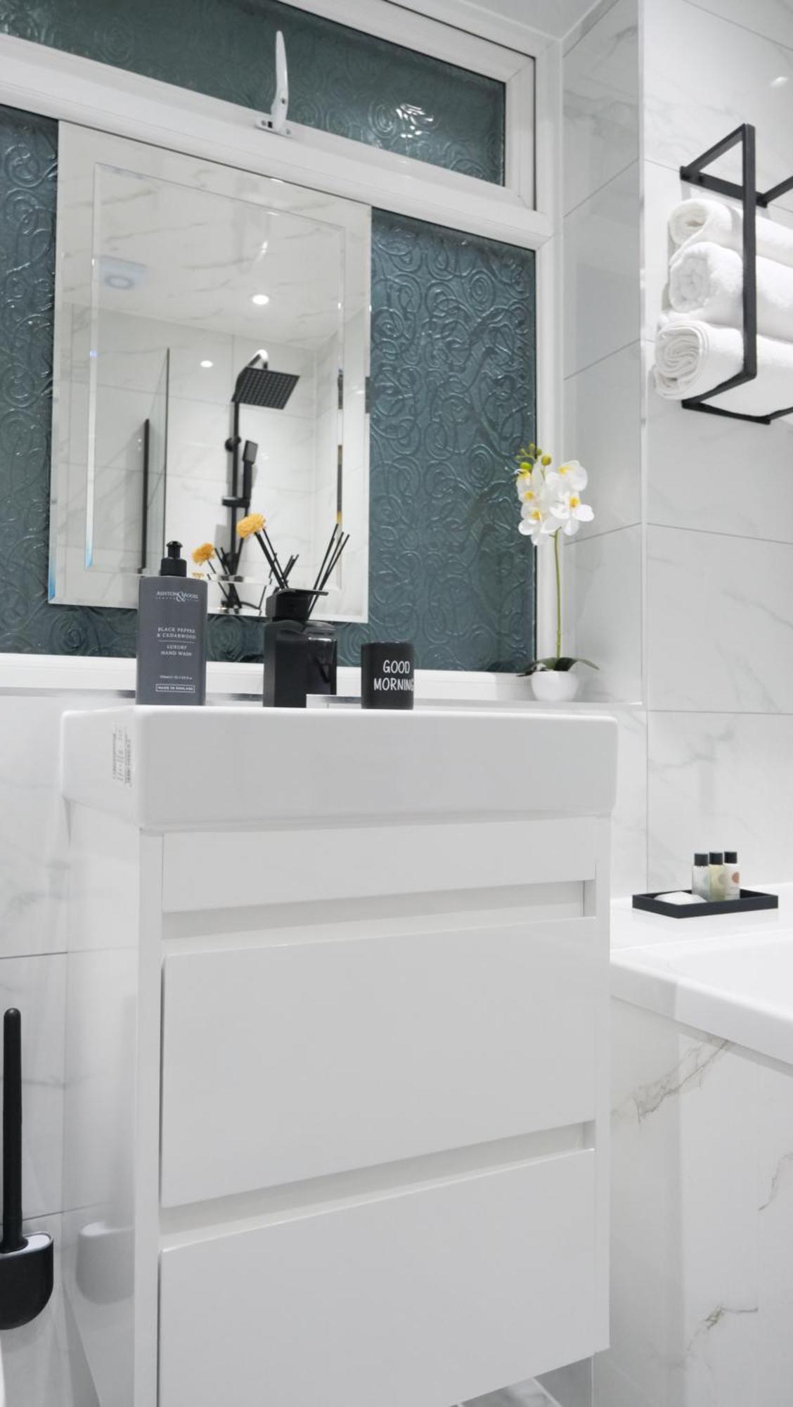 Modernized Three Bedroom House Near City Stadium, Attractions, City Centre - Sky N Netflix - Convenient Transport 曼彻斯特 外观 照片