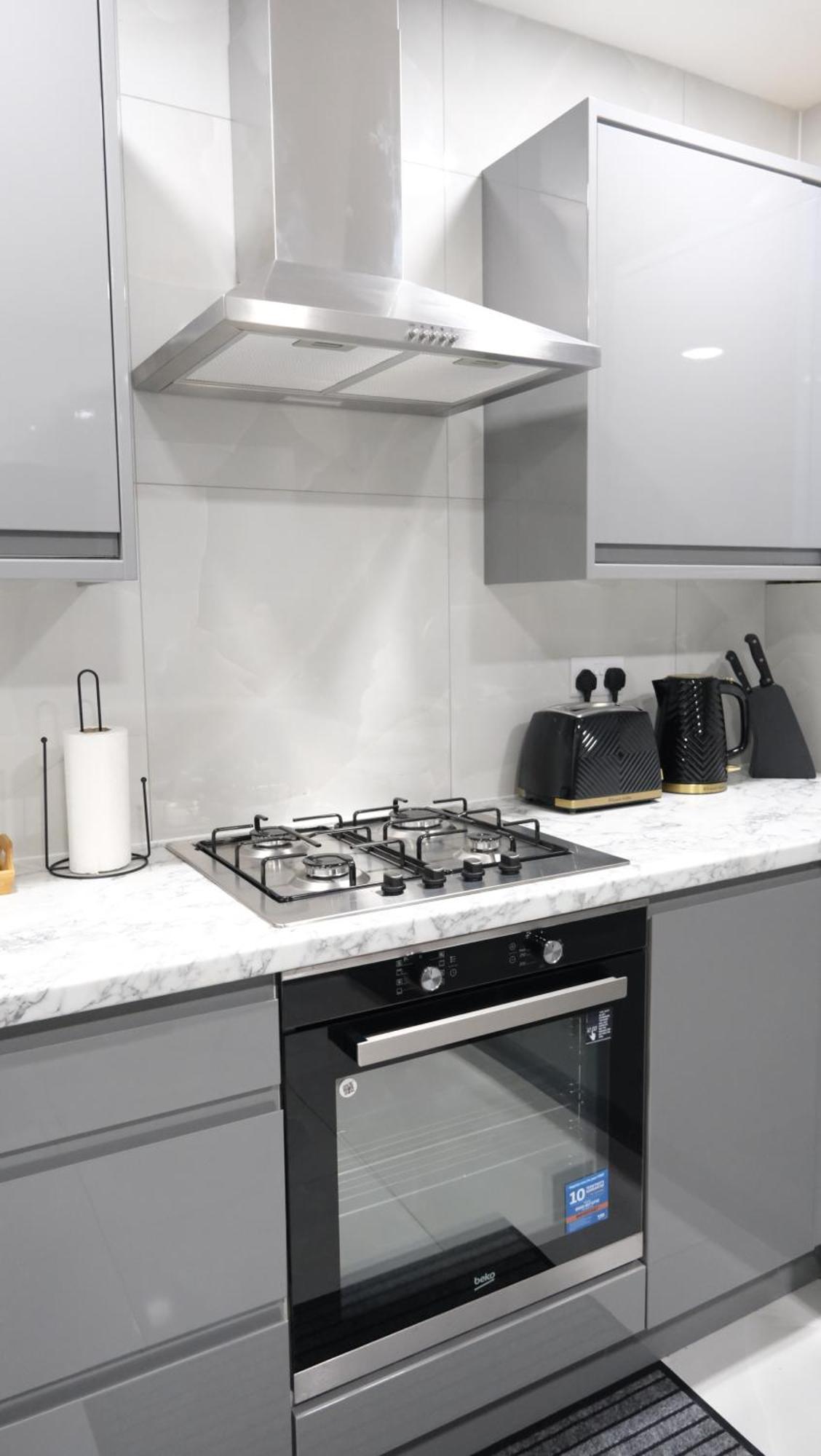 Modernized Three Bedroom House Near City Stadium, Attractions, City Centre - Sky N Netflix - Convenient Transport 曼彻斯特 外观 照片